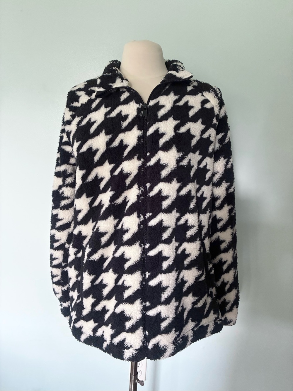NWT J. Jill Houndstooth Sherpa Jacket- Medium Tall